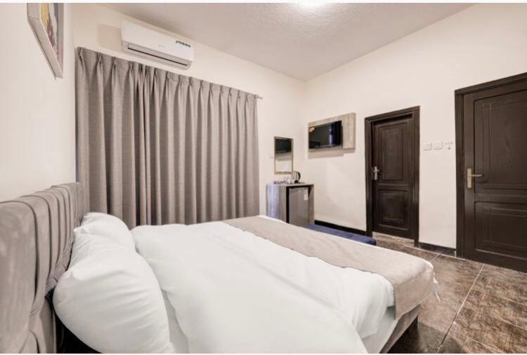 Hotel Magic Акаба Екстер'єр фото
